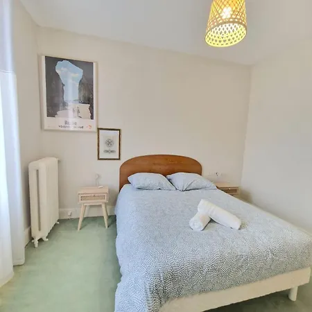 Appartement Le Voltaire #parking#terrasse#hypercentre
