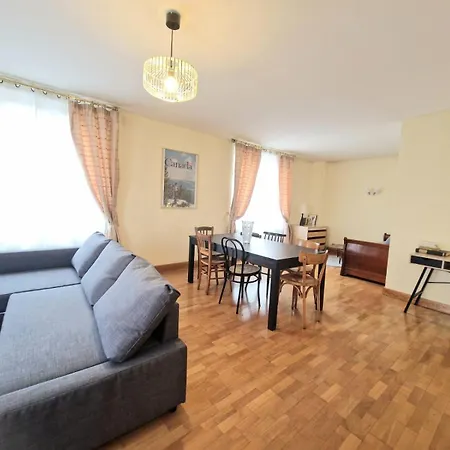 Appartement Le Voltaire #parking#terrasse#hypercentre *
